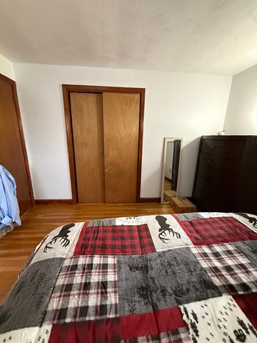 26 Mcdevitt Road, Randolph, MA 02368
