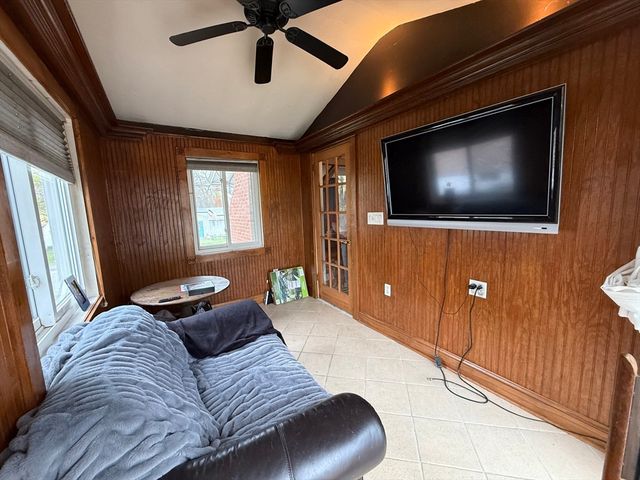 26 Mcdevitt Road, Randolph, MA 02368