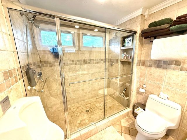 26 Mcdevitt Road, Randolph, MA 02368