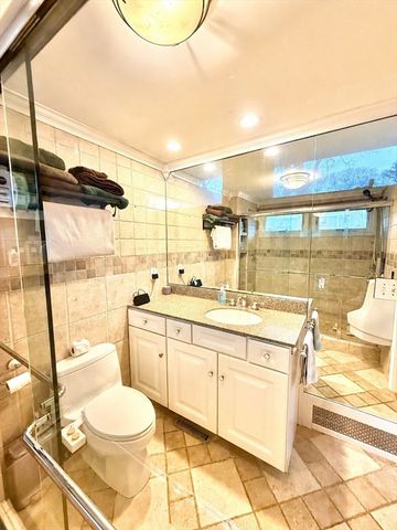 26 Mcdevitt Road, Randolph, MA 02368