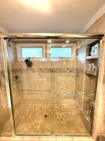 26 Mcdevitt Road, Randolph, MA 02368
