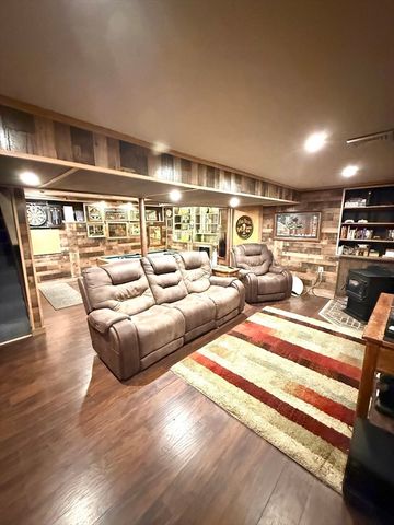 26 Mcdevitt Road, Randolph, MA 02368