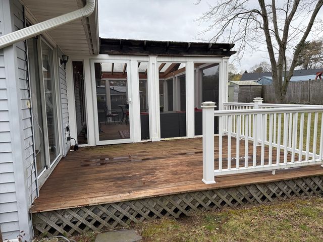 26 Mcdevitt Road, Randolph, MA 02368