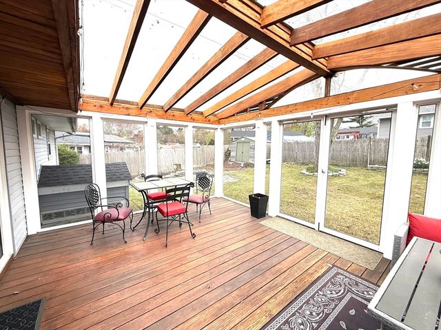 26 Mcdevitt Road, Randolph, MA 02368