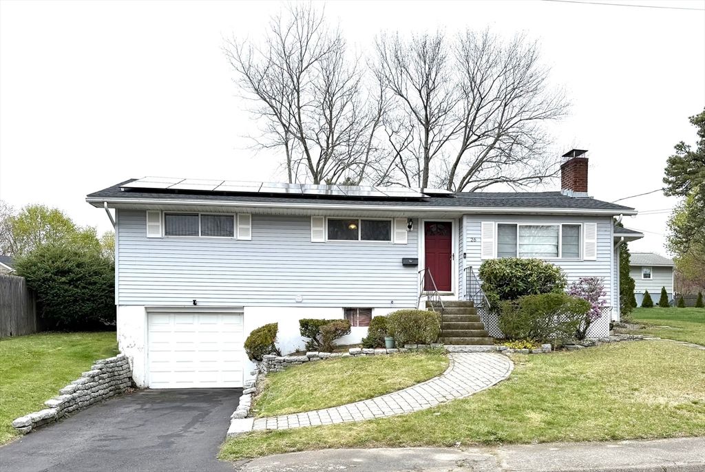 26 Mcdevitt Road, Randolph, MA 02368
