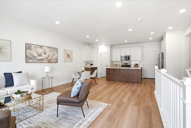 2012 W 775 N, Layton, UT 84041