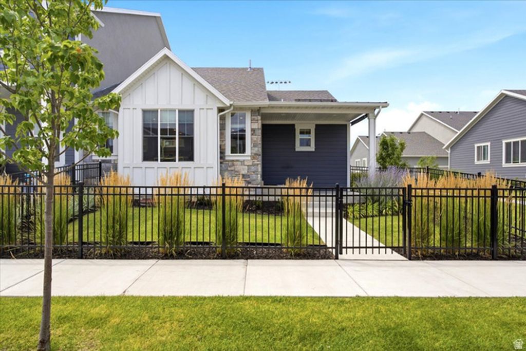 2012 W 775 N, Layton, UT 84041