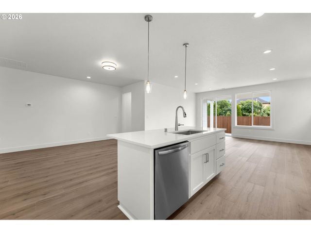 12307 Ne 107TH Way, Vancouver, WA 98682