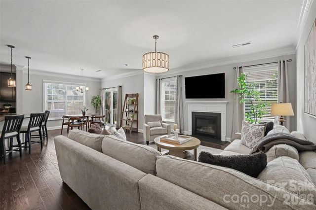 8719 Hallowford Drive, Huntersville, NC 28078