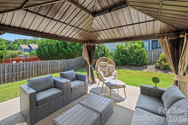 8719 Hallowford Drive, Huntersville, NC 28078