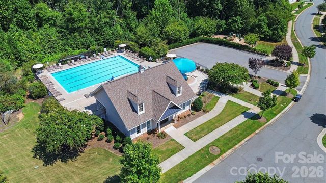 8719 Hallowford Drive, Huntersville, NC 28078