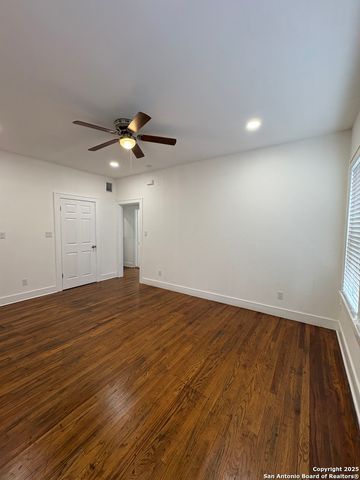 805 W Summit Ave Apt 1, San Antonio, TX 78212