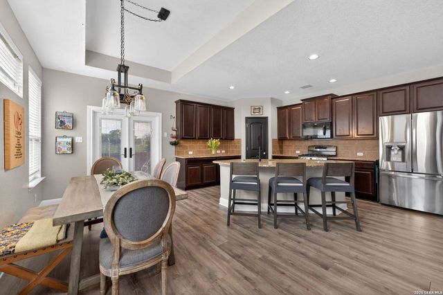 22811 Akin Town, San Antonio, TX 78261