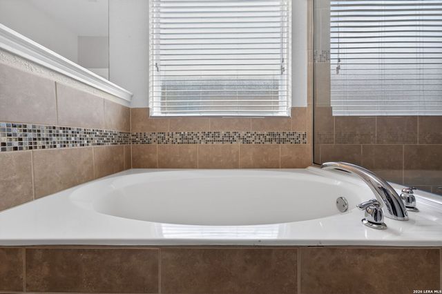 22811 Akin Town, San Antonio, TX 78261