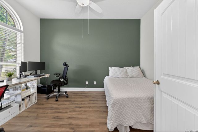 22811 Akin Town, San Antonio, TX 78261