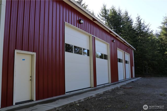 8580 Portal Way, Blaine, WA 98230