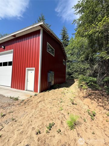 8580 Portal Way, Blaine, WA 98230