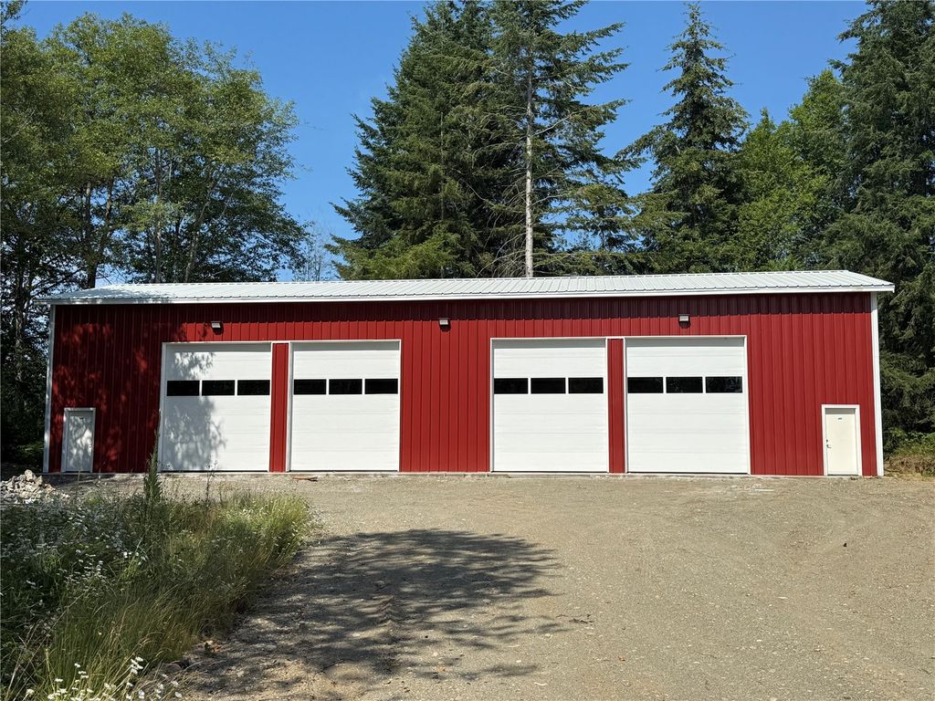 8580 Portal Way, Blaine, WA 98230