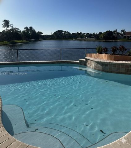 1320 NW 161st Ave, Pembroke Pines, FL 33028