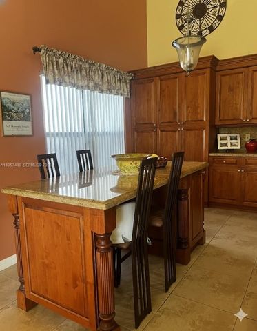 1320 NW 161st Ave, Pembroke Pines, FL 33028