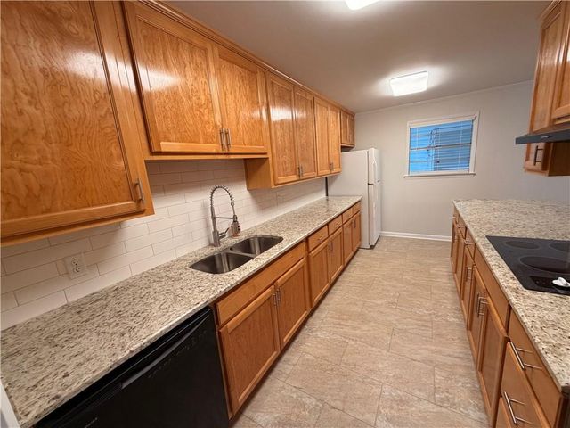 1675 Dawes Road, Mobile, AL 36695