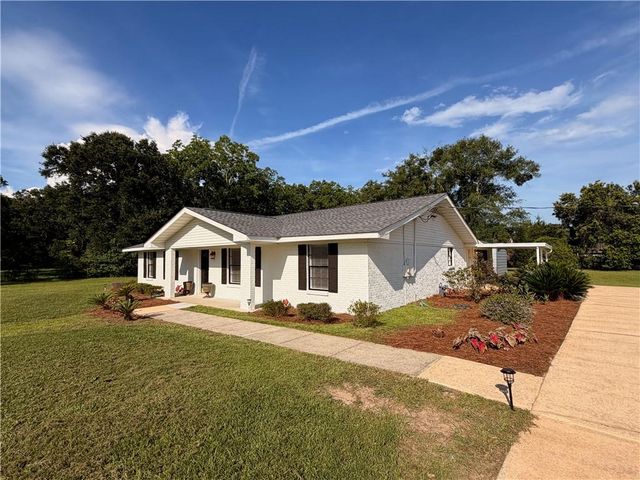 1675 Dawes Road, Mobile, AL 36695