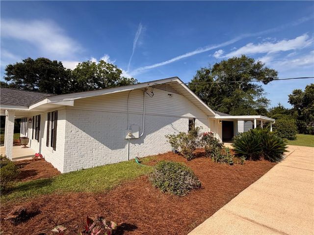 1675 Dawes Road, Mobile, AL 36695