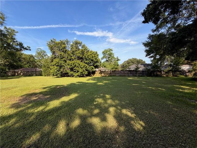 1675 Dawes Road, Mobile, AL 36695