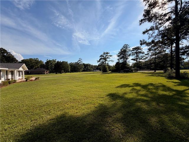 1675 Dawes Road, Mobile, AL 36695