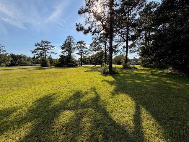 1675 Dawes Road, Mobile, AL 36695