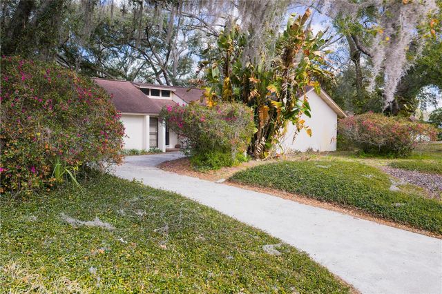 2506 BORDEAUX WAY, Lutz, FL 33559