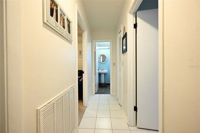 2506 BORDEAUX WAY, Lutz, FL 33559