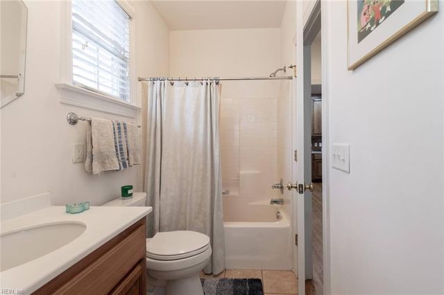 4195 Ambassador CIR, Williamsburg, VA 23188