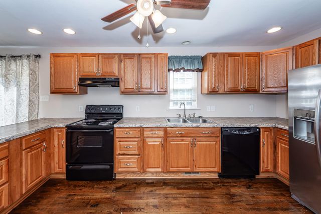 156 Hidden Hills Road, Cross, SC 29436