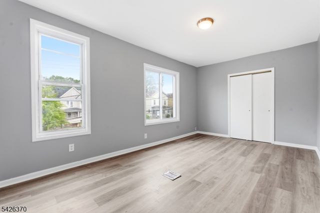 81 Westfield Ave, Elizabeth City, NJ 07208
