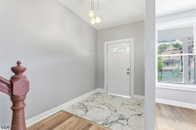 81 Westfield Ave, Elizabeth City, NJ 07208