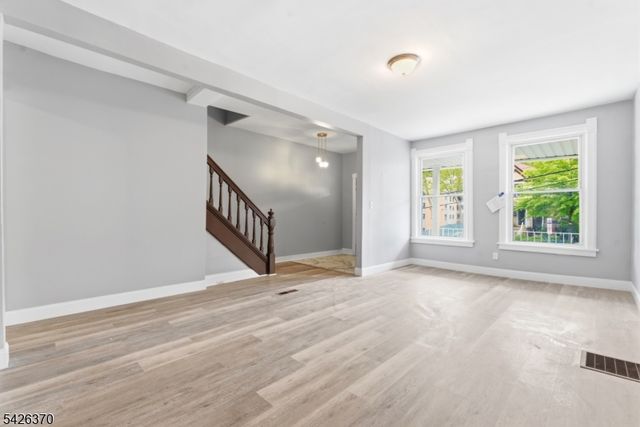 81 Westfield Ave, Elizabeth City, NJ 07208