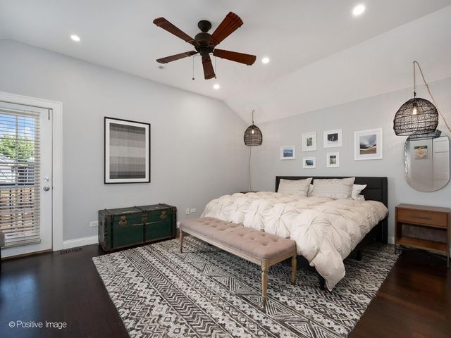 2120 W Race Avenue, Chicago, IL 60612