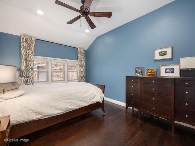 2120 W Race Avenue, Chicago, IL 60612