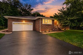 38 Van Ethel Drive, Old Bridge, NJ 07747