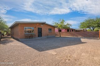 1136 S 7th Avenue, Tucson, AZ 85701