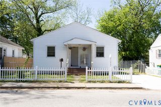 128 S 12th Ave, Hopewell, VA 23860