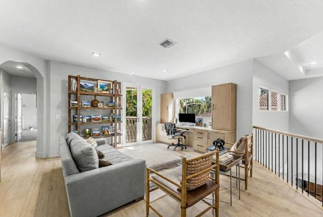 8849 Valhalla Drive, Delray Beach, FL 33446