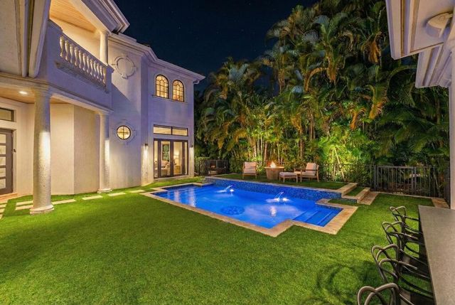 8849 Valhalla Drive, Delray Beach, FL 33446