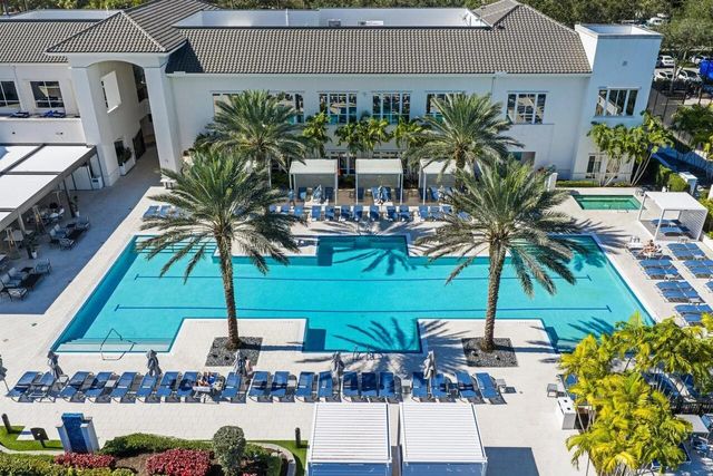 8849 Valhalla Drive, Delray Beach, FL 33446