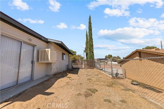 18021 Birch Street, Hesperia, CA 92345