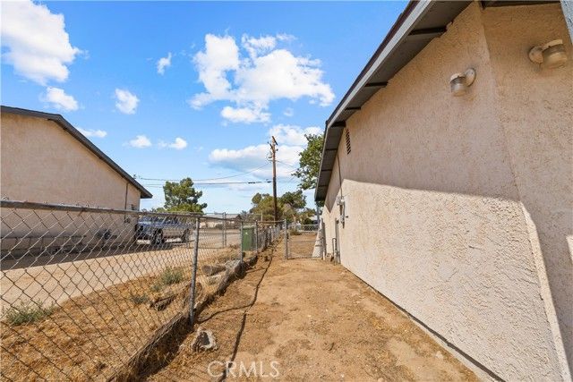 18021 Birch Street, Hesperia, CA 92345