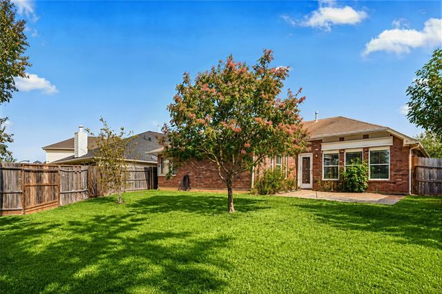 321 Holly Branch Lane, Kemah, TX 77565