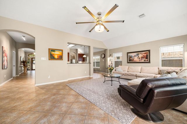 321 Holly Branch Lane, Kemah, TX 77565