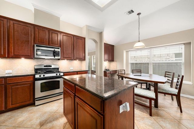 321 Holly Branch Lane, Kemah, TX 77565